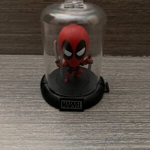 Marvel Deadpool Collectible Figure